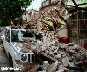 طواقم الإغاثة تبحث عن ناجين بين أنقاض زلزال المكسيك