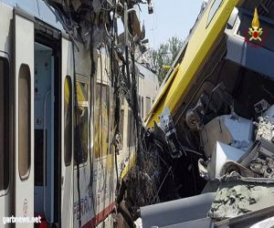 إصابة ما لا يقل عن 27 شخصا جراء تصادم قطارين في سويسرا