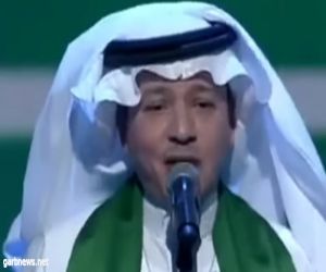 محامٍ يستنكر "غناء فنان بآيات قرآنية": هذه عقوبته