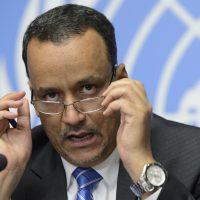 المبعوث الأممي يصف مشاورات السلام اليمنية بأنها بناءة وتعد بتقدم مهم