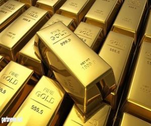 الذهب يهبط مع ارتفاع الدولار إلى 1284 دولار للأوقية