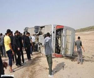 وفاة 5 مواطنين كويتيين وأصابة 13 آخرين نتيجة إنقلاب حافلة بالعراق