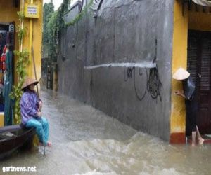 اعصار دامري يودي بحياة ما لا يقل عن 49 شخصاً في فيتنام