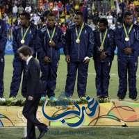 عطلة رسمية في جزر فيجي بعد التتويج بأول ميدالية أولمبية