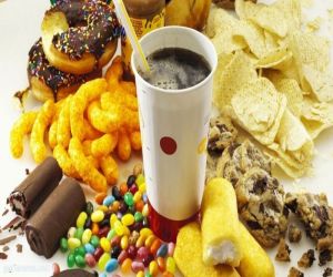الإفراط في تناول السكر يسبب تليف الكبد وآلام المفاصل