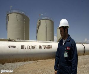 العراق والسعودية ملتزمان بخفض الإنتاج لإعادة التوازن لسوق النفط