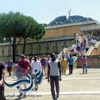 السلطات الإيطالية تتحدى المسلمين وتغلق 11 مسجدا بالعاصمة