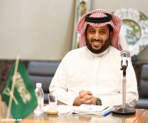 آل الشيخ ينفي إستقالة عزت ويؤكد بقائه حتى 2021