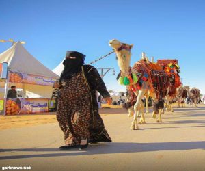 سبعينية شمالية تخطف عدسات المصورين في ربيع بريدة ٣٩