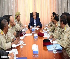 الرئيس اليمني هادي يجري تعيينات عسكرية في صفوف الجيش