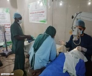 أطباء سعوديون يحققون إنجازًا كبيرًا في جراحة العيون بنيجيريًا
