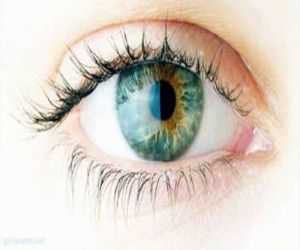 دراسة: العين تتنبأ بأمراض القلب
