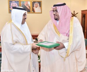 نائب أمير نجران يلتقي يتسلم تقرير شركة الكهرباء السعودية بالمنطقة
