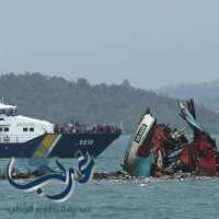 عشرة قتلى و30 مفقودا في غرق مركب قبالة ماليزيا