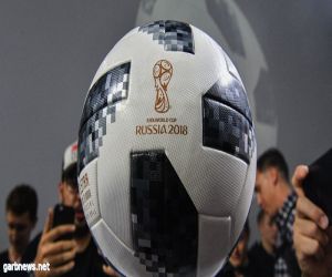 كرة المباراة الافتتاحية لكأس العالم 2018 زارت الفضاء