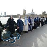 مسلمات ينظمن وقفة ضد الإرهاب في لندن