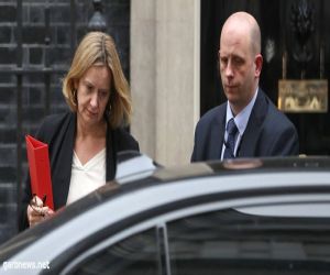 وزيرة الداخلية البريطانية تستقيل من منصبها