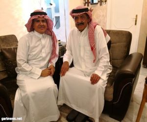المذيع السعودي غالب كامل من الأردن يطمئن الشعب السعودي على وضعه الصحي